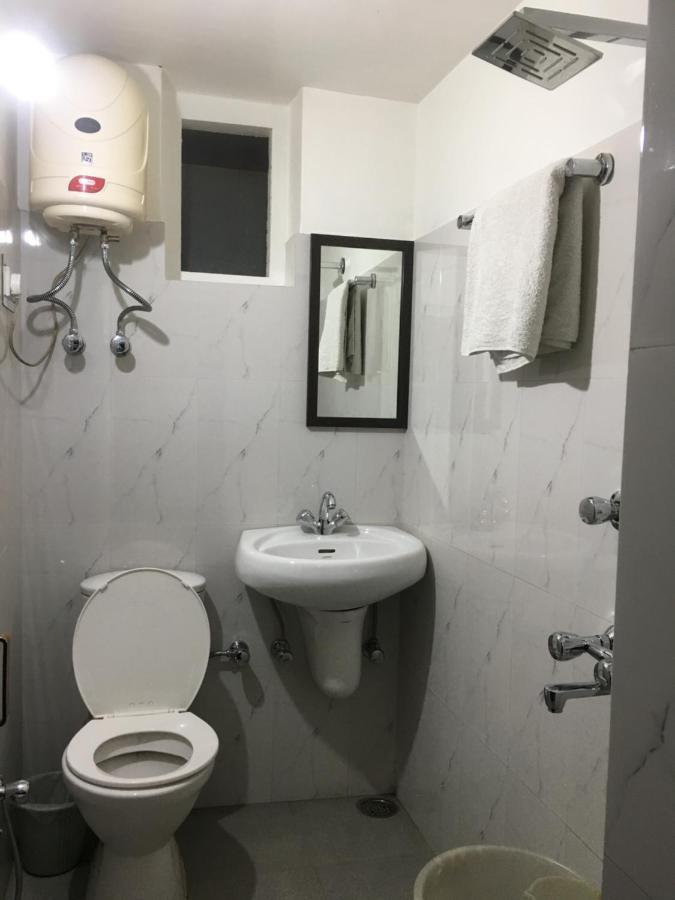 Hotel Kullu Valley Bagian luar foto